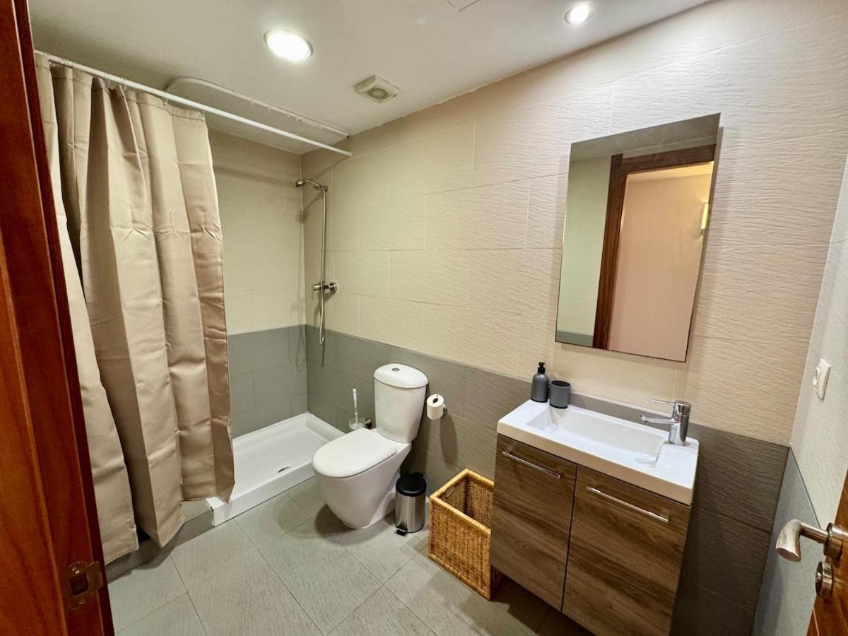 Apartment In With Pool And Parking